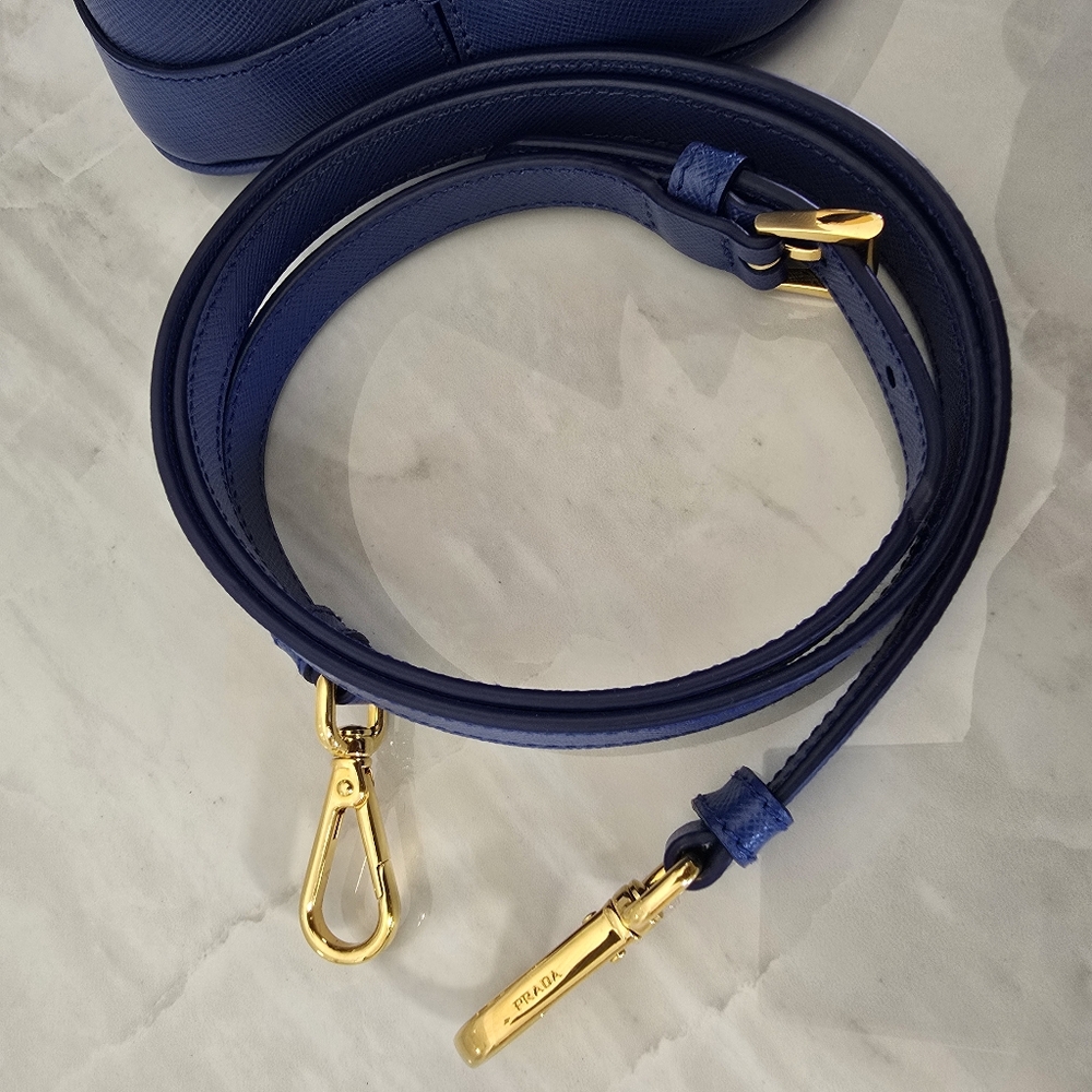 Prada Promenade Blue Saffiano Leather Women's Bag - NWOT - Picture 10 of 14